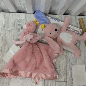Snuggubles Pink Plush Animal Blanket Set
